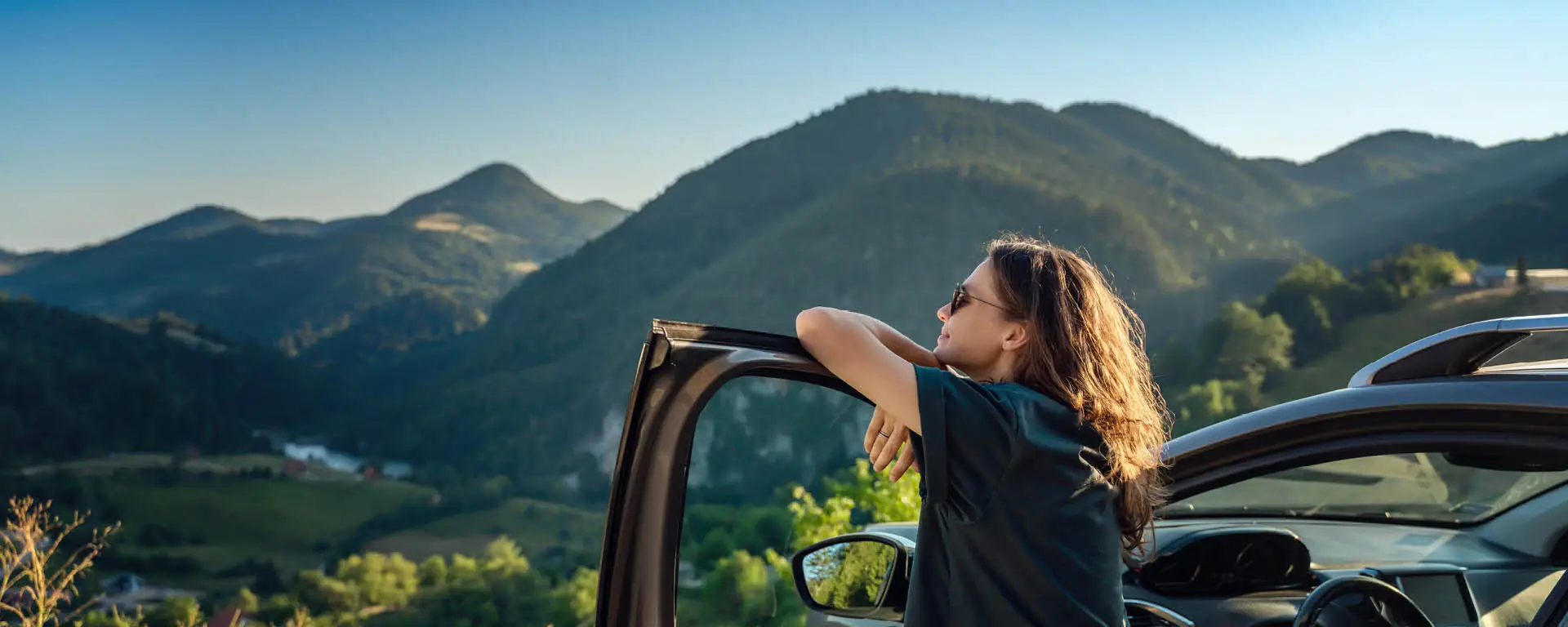 Scopri il noleggio breve e lungo termine da punto auto